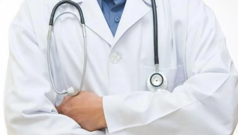 Κρήτη: Έλυσε τη σιωπή του ο γιατρός μετά την εξέταση που άναψε φωτιές – «Ζητάω συγγνώμη από τα θύματά μου»!